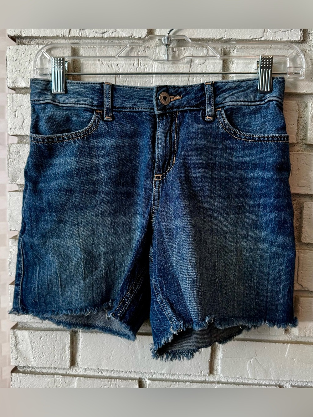 Abercrombie Kids Mid-Rise Baggy Shorts size 13/14